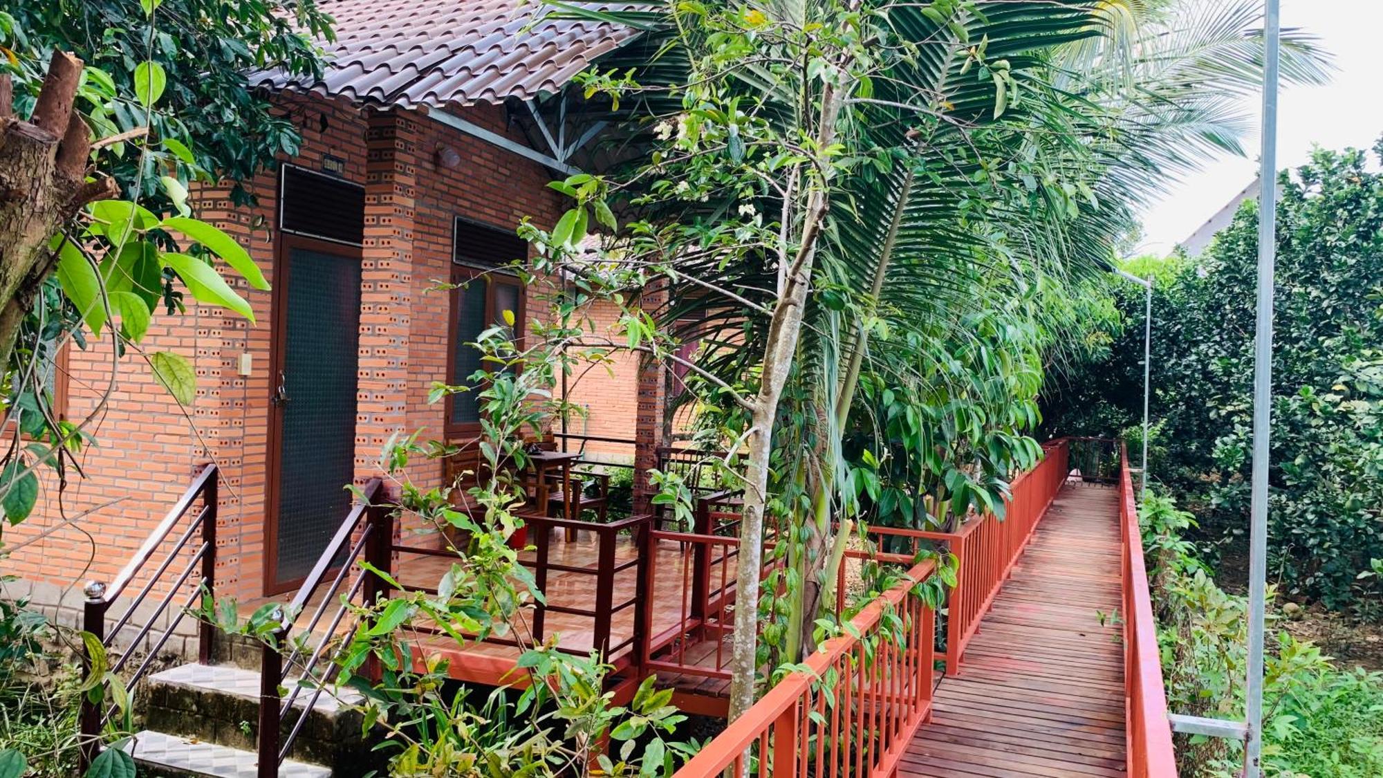 Gibbon Singing Home Stay Quan Tom Bagian luar foto