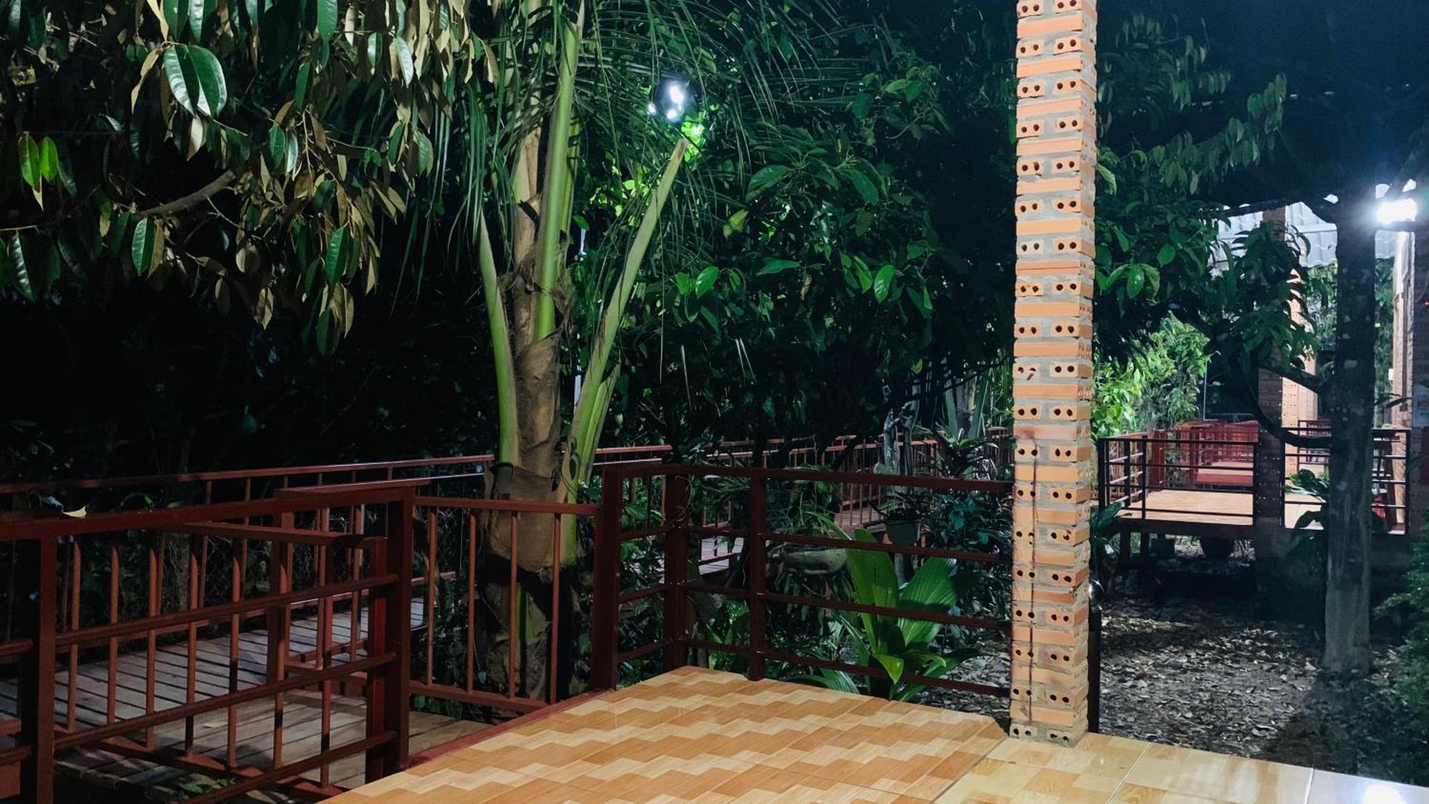 Gibbon Singing Home Stay Quan Tom Bagian luar foto
