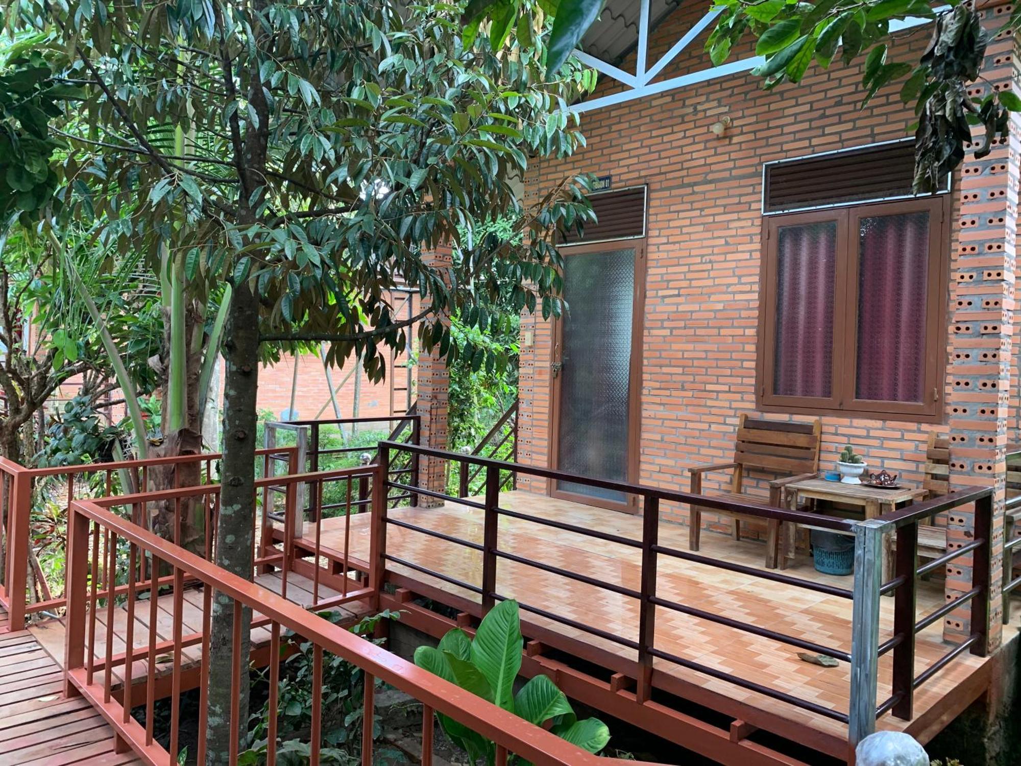 Gibbon Singing Home Stay Quan Tom Bagian luar foto