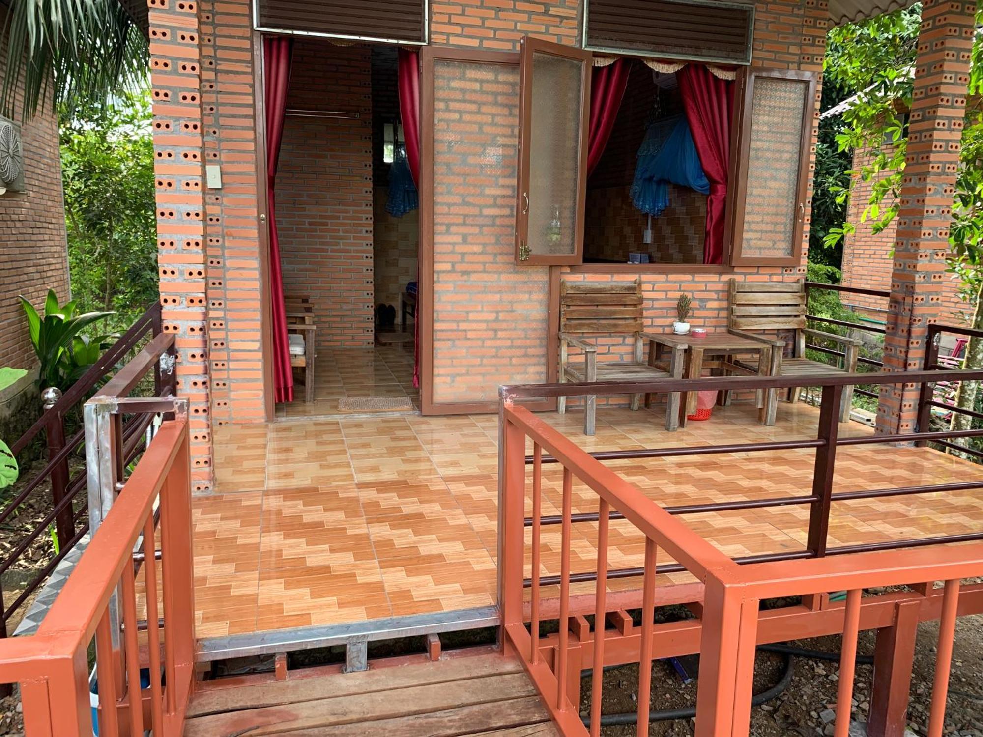 Gibbon Singing Home Stay Quan Tom Bagian luar foto