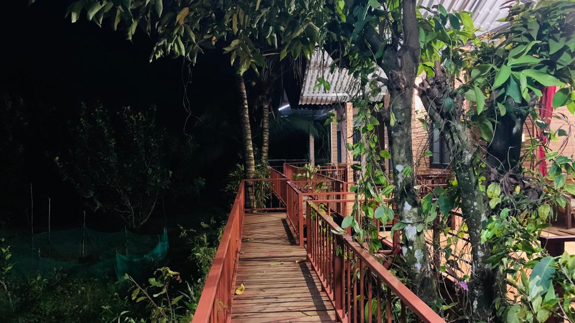 Gibbon Singing Home Stay Quan Tom Bagian luar foto
