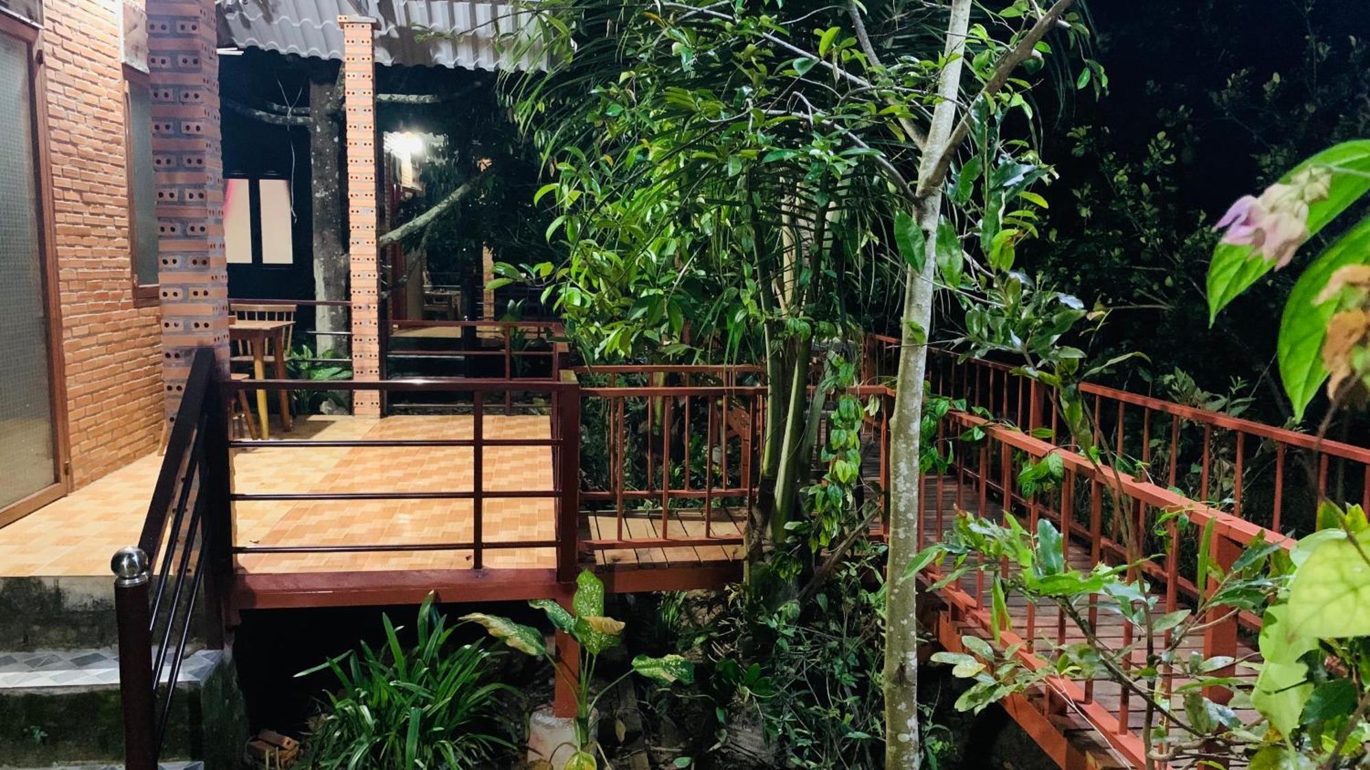 Gibbon Singing Home Stay Quan Tom Bagian luar foto